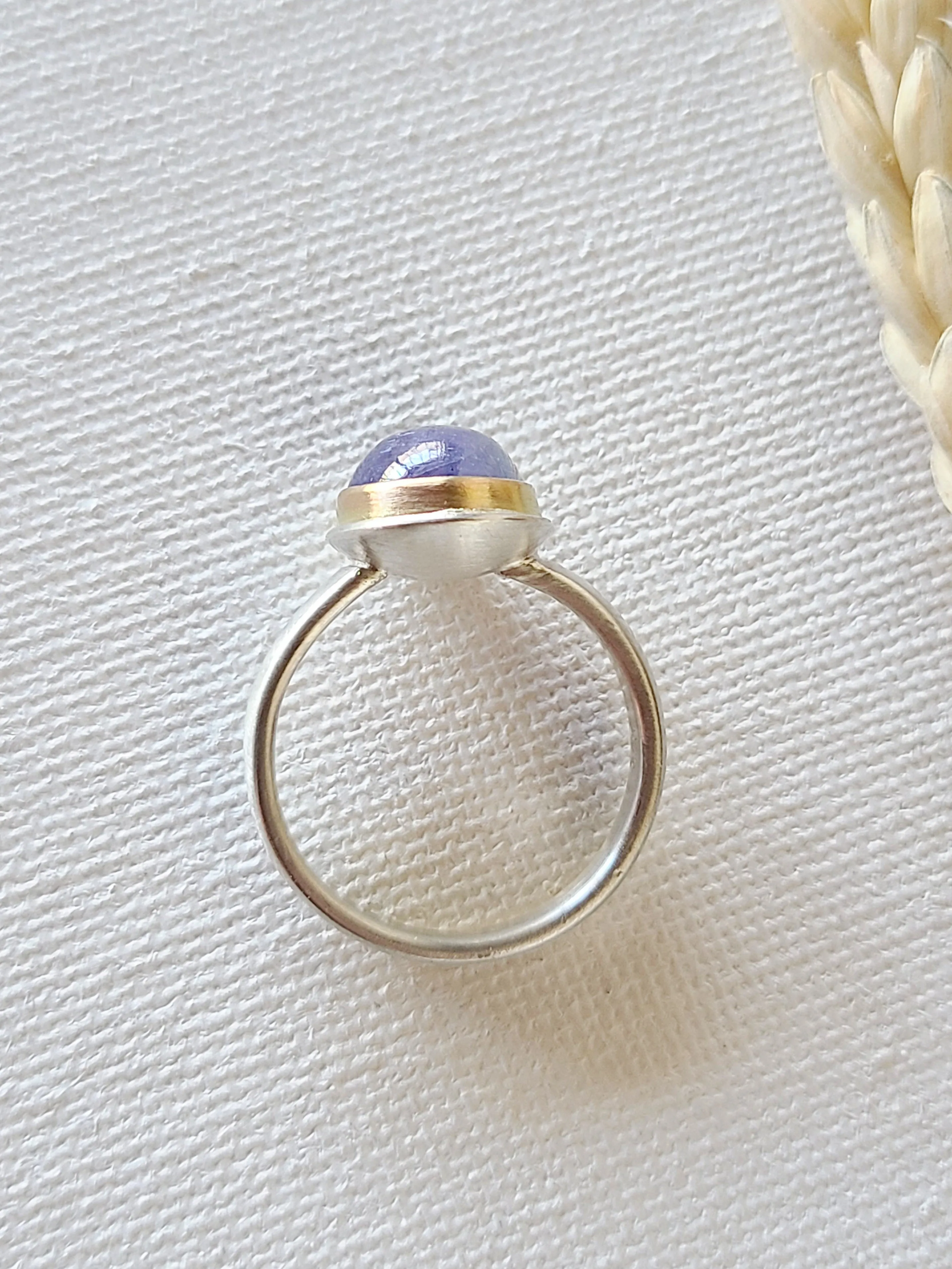 Tanzanite small round ring-ss/14k size 6.5