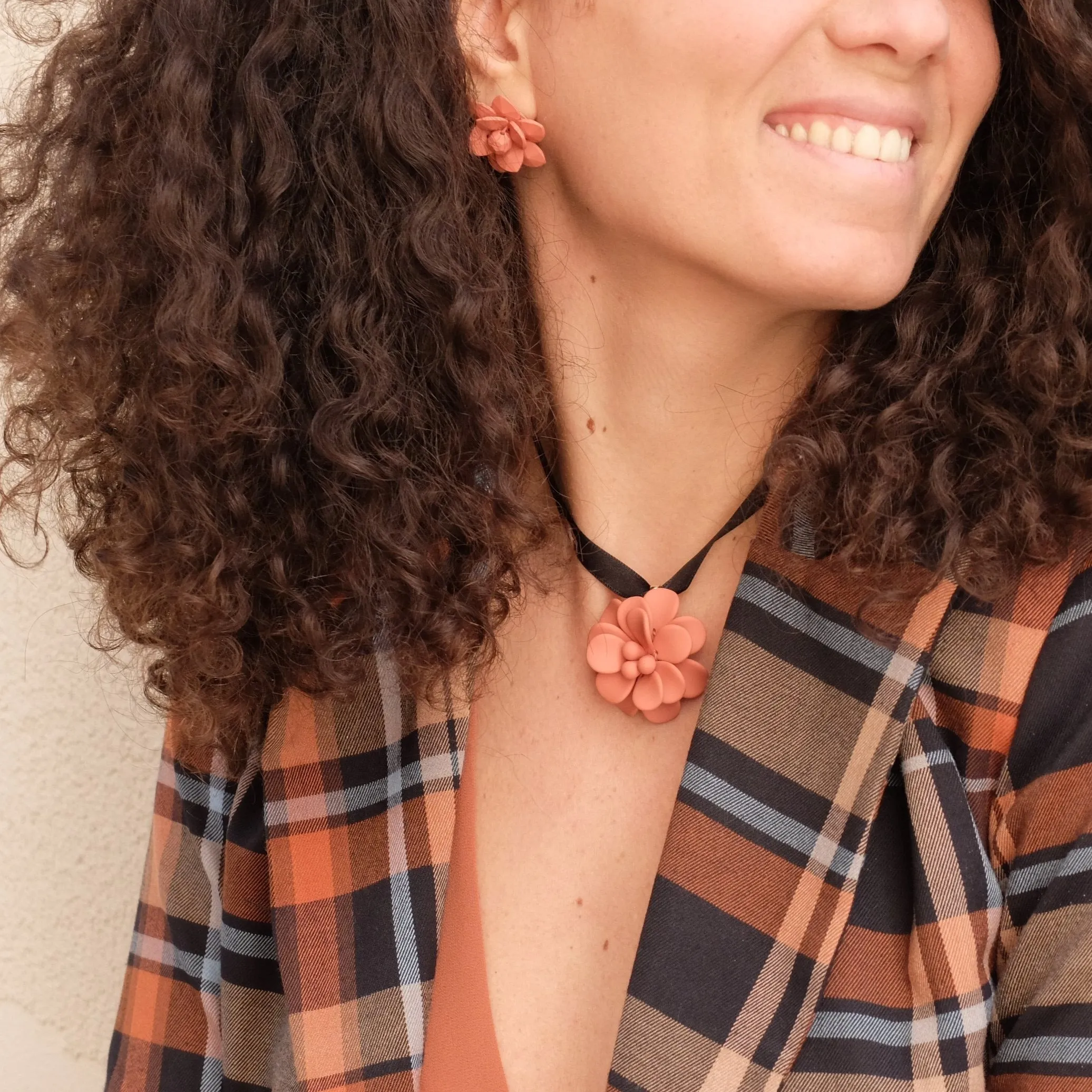 Terracotta Hibiscus Retro Dangle Choker Necklace